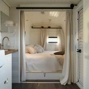 choose sliding doors or curtains in small camper 02