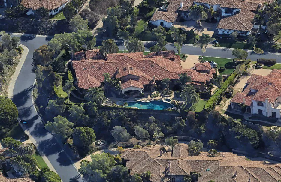 canelo alvarez house in san diego 01