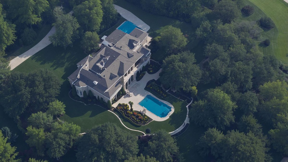 Travis Kelce’s 6 Million Leawood Mansion with Private Pool