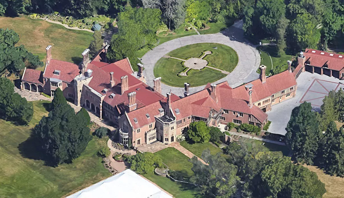 largest house in michigan 04